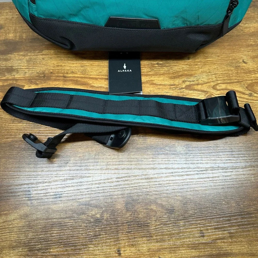 NEW Alpaka Bravo Sling Max V2 Cadmium Green X-Pac VX21 Tech Laptop Bag